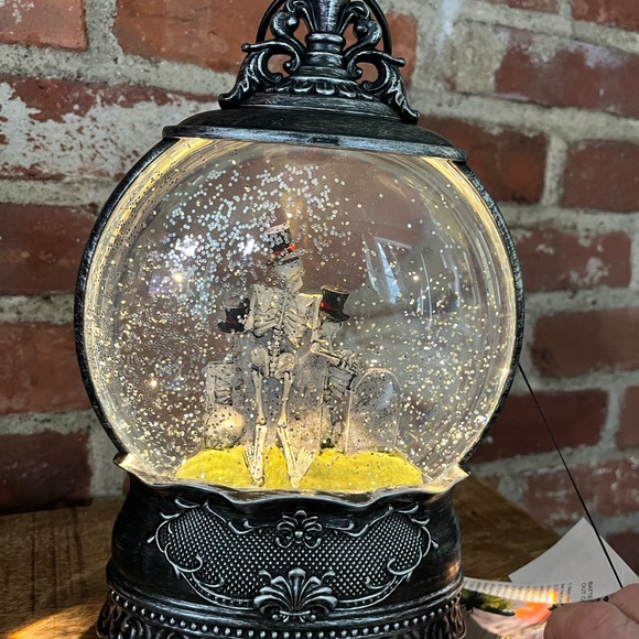 Christian Lacroix  skeleton water globe new with fantastic for Halloween - Picture 8 of 15